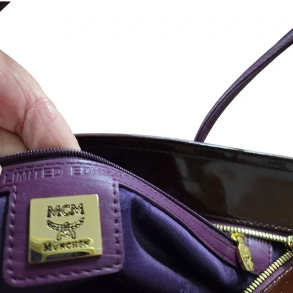 AUTHENTIC MCM LIMITED EDITION PATENT LEATHER MAROON/ PURPLE
SHOULDER BAG TOTE - Picture 11 of 13